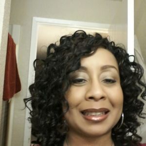 Meet your Posher, Tanya